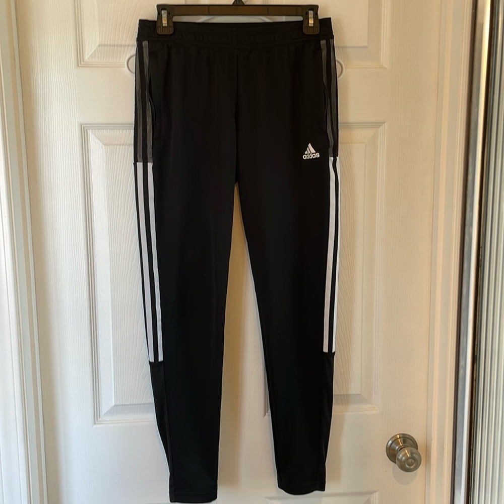 Men’s Adidas jogger pants